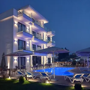 Alexander Hotel